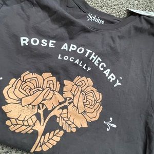 Cute graphic t shirt